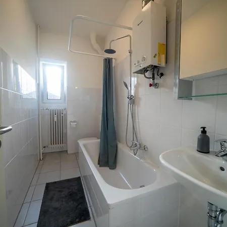Dwk: Monteurwohnung מלון דירות קובלנץ