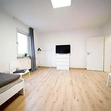 Dwk: Monteurwohnung Apartmanhotel 3*